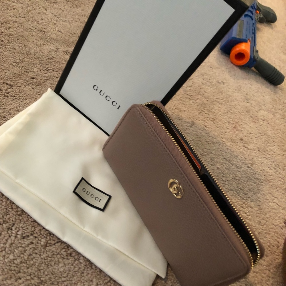 Authentic Gucci Wallet